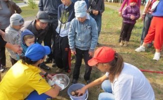 Хоровод осінніх естафет