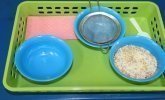 Консультує 
